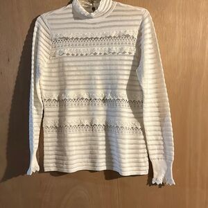 ❤️White House Black Market Women’s Blouse